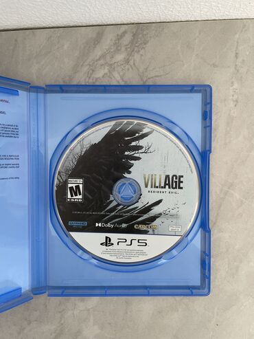 пс 5 бу: Resident evil vil.l.age в идеальном состоянии нету ни одной царапины и