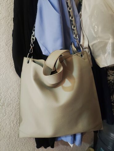 сумка chanel: Сумка женская новая вместительная качество люкс,цвет молочно-беж