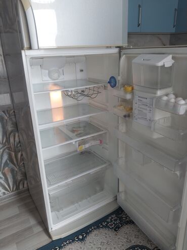 Техника для напитков: Beko iki qapılı soyuducu (üst kamera dondurucu) - No Frost &
