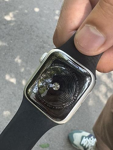 Акылдуу сааттар: Apple Watch SE (40 мм), алюминиевый корпус цвета серебристый, черный — 4