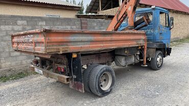 Грузовики: Грузовик, Mercedes-Benz, Стандарт, 6 т at lalafo.kg — 6 Грузовики: Грузовик, Mercedes-Benz, Стандарт, 6 т — 6