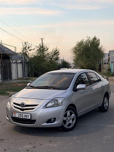 амортизатор 210: Toyota Yaris: 2008 г., 1.5 л, Автомат, Бензин, Седан — 1