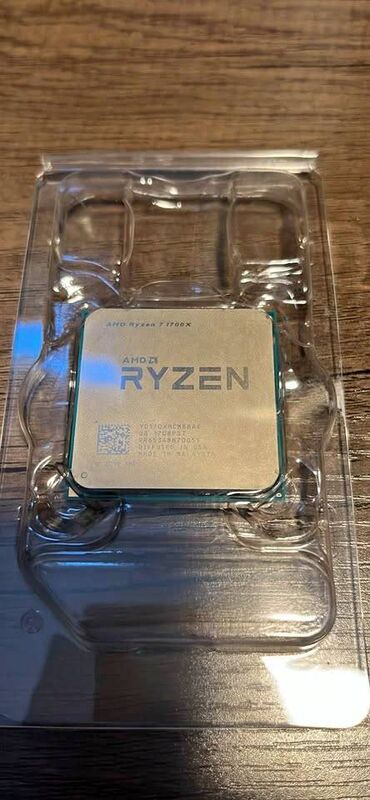 Процессоры: Процессор AMD Ryzen 7 1700x, 3-4 ГГц, 8 ядер, Б/у