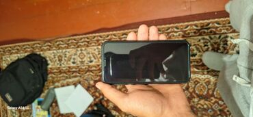 Apple iPhone: IPhone 11 Pro, Б/у, 64 ГБ, Зеленый, Защитное стекло, 70 % — 6