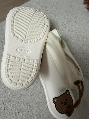 Другие детские вещи: Продаю детскую обувь 1) Кроссовки/туфли Tutubi - Размер: 24 р. - — 5