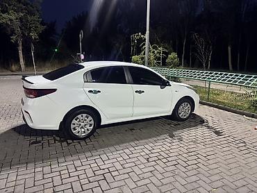 kia rio 2018: Kia Rio: 2018 г., 1.4 л, Типтроник, Бензин, Седан — 3