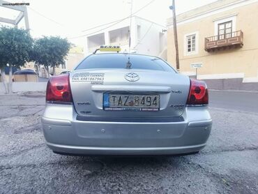 Toyota Avensis: 2 l. | 2004 year | Limousine