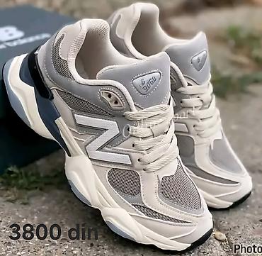 Patike: New Balance patike

9060

36-46

Cene su na slikama — 14