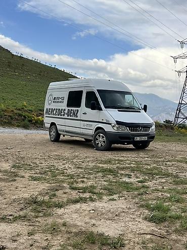 Mercedes-Benz Sprinter 2.2 (средная/высокая версия) — белый