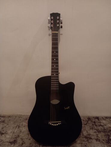 школьная форма оптом: 🎸🎸🎸Новая акустическая гитара для начинающих,🎸🎸 размер 38, настроенная