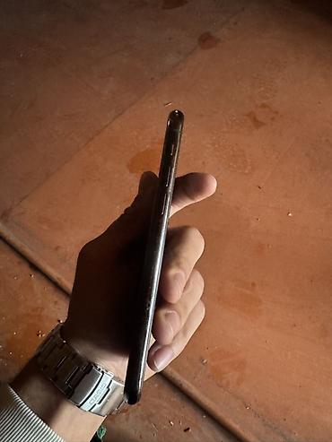 Apple iPhone: IPhone 11 Pro, 64 GB, Qara, Face ID — 6