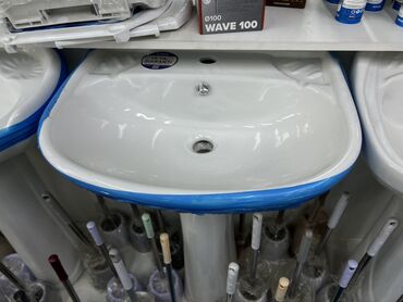 пьедесталом раковина с: Раковина для ванной, Особенности: Глянцевое, Материал: Керамика