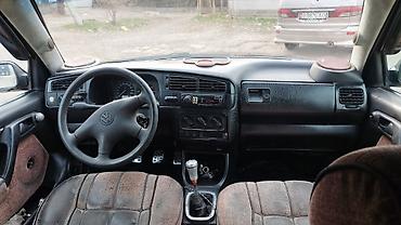 Volkswagen: Volkswagen Vento: 1997 г., 1.6 л, Механика, Седан — 8