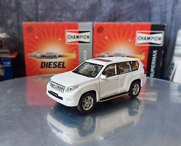 Avtomobil modelləri: Toyota, 2009 il, 1:43, Dəmir, Ödənişli çatdırılma — 11