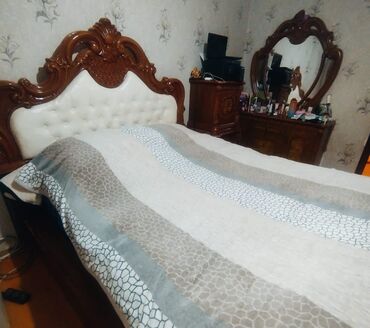 Yataq otağı dəstləri: İkinəfərlik çarpayı, Termo, 2 tumba, Malayziya, İşlənmiş