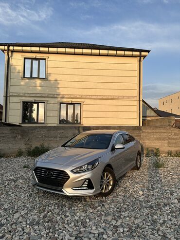 купить форд транзит 2.0 дизель: Hyundai Sonata: 2018 г., 2 л, Автомат, Газ, Седан