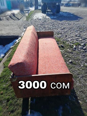 Прямые диваны: Прямой диван, Б/у — 2