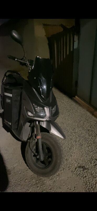 скутер самурац: Продаю скутер самурай 2024 Купил в июне 2025 работал курьером