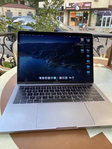 en ucuz apple macbook pro: İşlənmiş Apple MacBook, 13.3 ", Intel Core i5, 256 GB