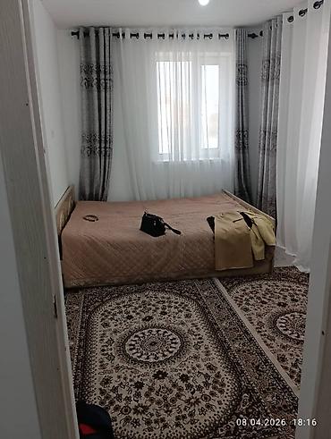 Продажа полдома: 🏡 Продаётся барачный дом у берега в селе Тон! 📍 Локация: с. Тон 🌊 — 3