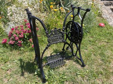 ormaric iznad masine: SINGER postolje mašine za šivenje visina 72 cm 58*31 cm točak se
