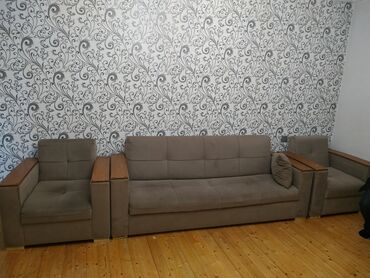 Quruducular: Divan, Divan
