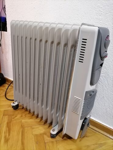 podmetači za veš mašinu protiv buke vibracija i klizanja 4u1: Radijator uljni CROWN 2500 W ili 13 rebara na točkiće. Ispravan