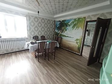 Продажа коттеджей и домов: Продаётся частный дом. второй этаж мансард, (недостроен), на первом — 8