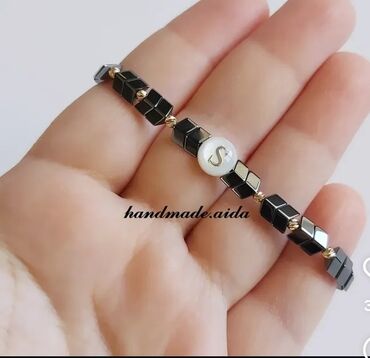 Bilərziklər: Qızıl pandora qolbaqlar yeni ile görə endirimdedi. İsteye görə — 37