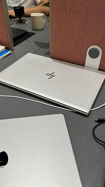 ipad magic keyboard: HP EliteBook (серия 8xx G8/G7, серебристый корпус, 15" класс) Нужно — 1