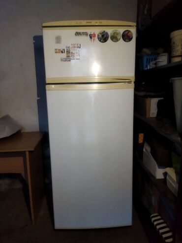 маленький холодильник: Холодильник Nord, Б/у, Двухкамерный
