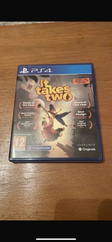 ps4 9 0: Продаю It takes two 2000т