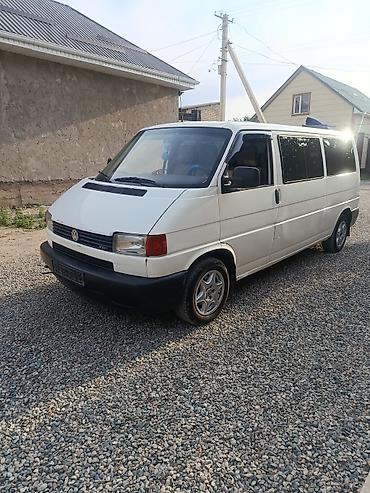 4х4 машина: Volkswagen Transporter: 2003 г., 2.5 л, Механика, Дизель, Фургон — 1