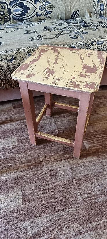 Сковородки: Табуретки тяжелые деревянные любая 500 сом тумбочки Сковороды — 14