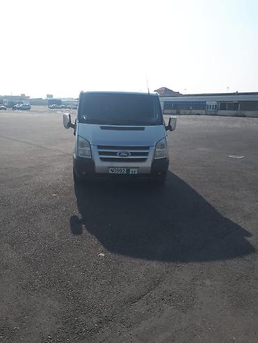 Yük maşınları: Ford Transit yük furgonu - Korpus: qapalı panel furgon, ikitaylı arxa — 24