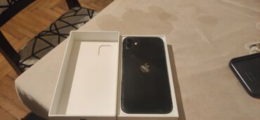 Apple iPhone: IPhone 11, 128 GB, Jet Black, Zəmanət, Barmaq izi, Simsiz şarj