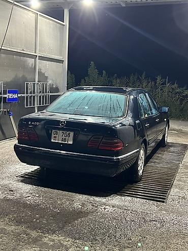 Mercedes-Benz: Mercedes-Benz E-Class: 1997 г., 4.2 л, Бензин, Седан at lalafo.kg — 3 Mercedes-Benz: Mercedes-Benz E-Class: 1997 г., 4.2 л, Бензин, Седан — 3