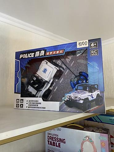 Радиоуправляемый полицейский джип - Тип: игрушечный автомобиль R/C -