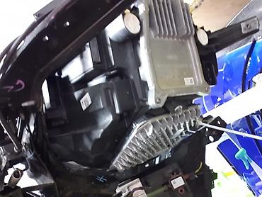 Передние фары: Передняя правая фара BMW 2021 г., Б/у, Оригинал, Германия — 3