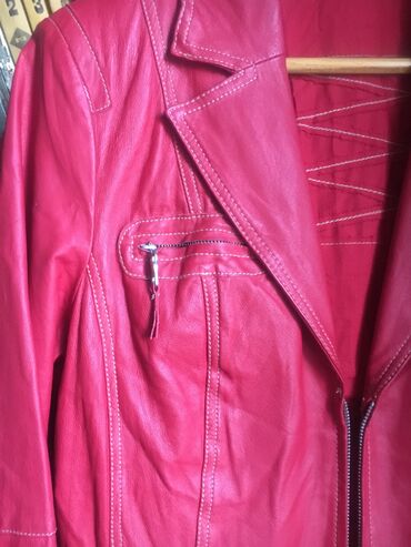 Kurtkalar: Dəri kurtka, M — 5