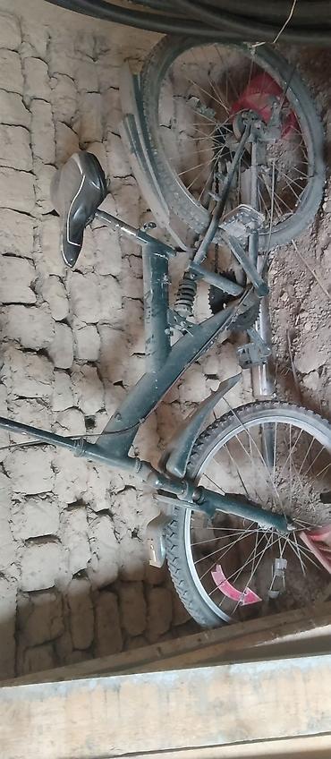 Mercedes-Benz: Mercedes-Benz 190: 1990 г., Бензин, Седан — 4