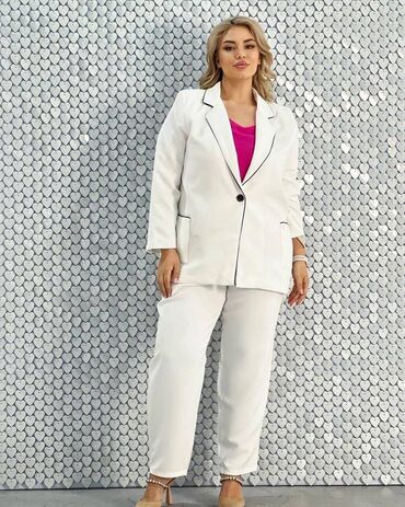 розовый пиджак: 5XL (EU 50), 6XL (EU 52), 7XL (EU 54), цвет - Белый at lalafo.kg розовый пиджак: 5XL (EU 50), 6XL (EU 52), 7XL (EU 54), цвет - Белый