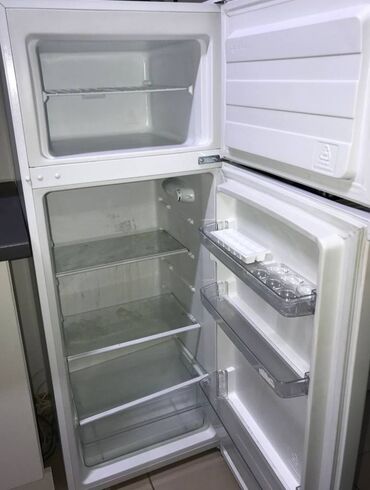 халодильник бу: Холодильник Б/У в хорошем состоянии.Работает отлично