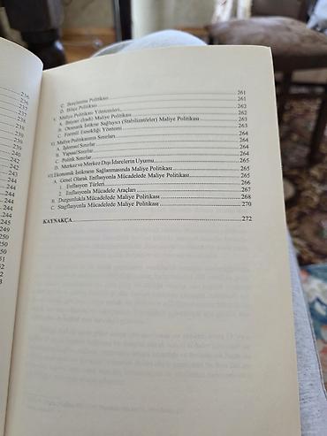 Tədris ədəbiyyatı: İqtisadiyyat və xüsusilə dövlət maliyyəsi mövzusunda kitab — 10