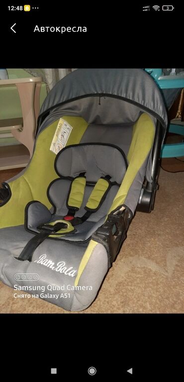 детское кресло бустер: Автокресло, цвет - Зеленый, Б/у