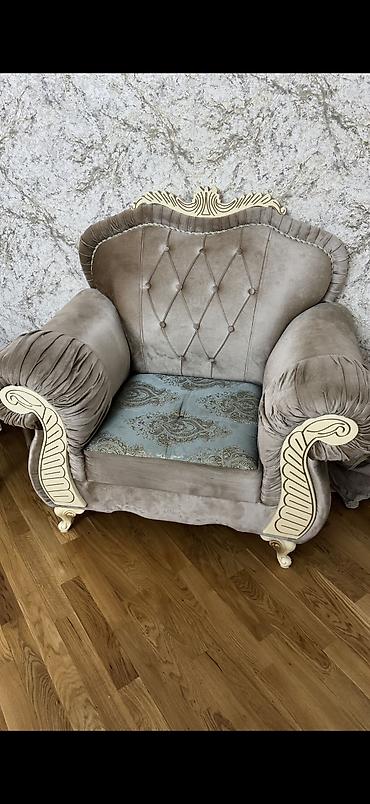 2ci el perde: Divan, İşlənmiş, Açılmayan, Bazasız, Vеlur parça, Çatdırılma yoxdur — 2