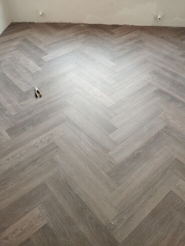 Напольные работы: Укладка пола | Ламинат Больше 6 лет опыта — 8