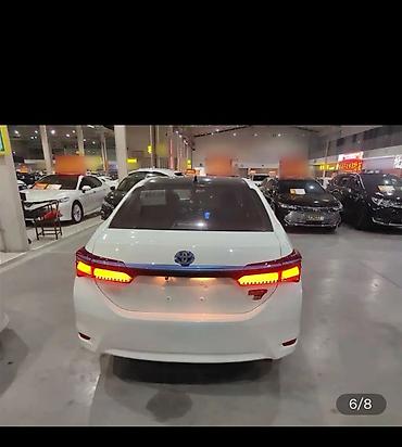 Toyota: Toyota Corolla: 2020 г., 1.8 л, Вариатор, Гибрид, Седан — 6