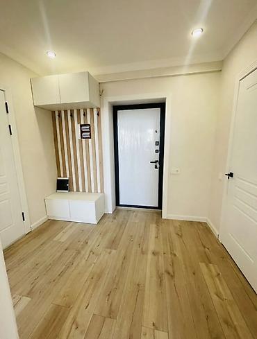 джалал: 1 комната, 40 м², Нижний Джал (Джал-23) 3 этаж, Свежий ремонт — 9