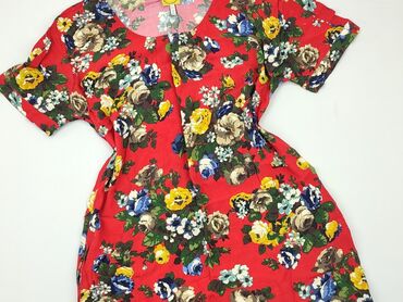 bluzki z dużym kwiatem: Блуза жіноча, M, стан - Хороший
